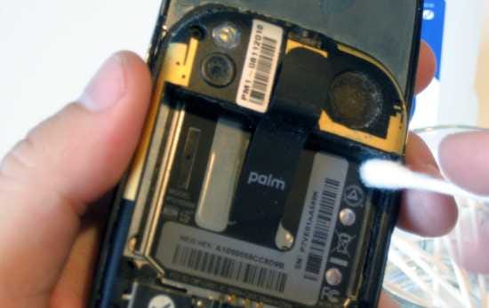 /img/clean-battery.png?trim=1,1&bg-color=000&pad=1,1